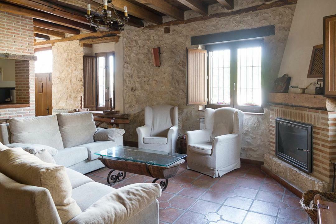 Casa Rural Los Yeros Aldeasona - Segovia Luaran gambar
